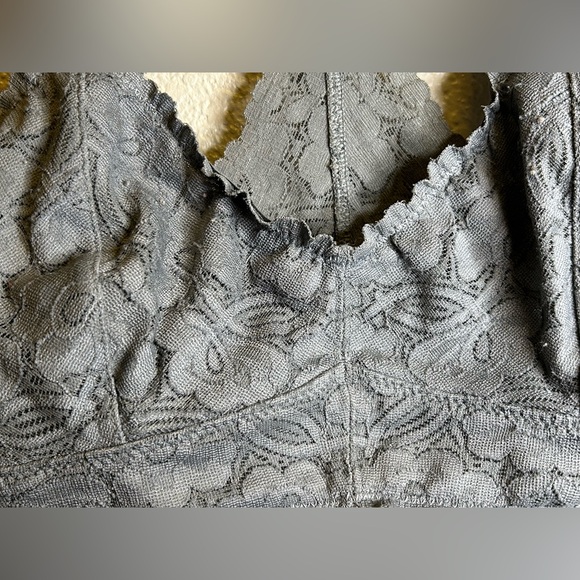 Free People Intimatly Galloon Lace Racerback Bralette Graphite Gray Size XS - Picture 4 of 8